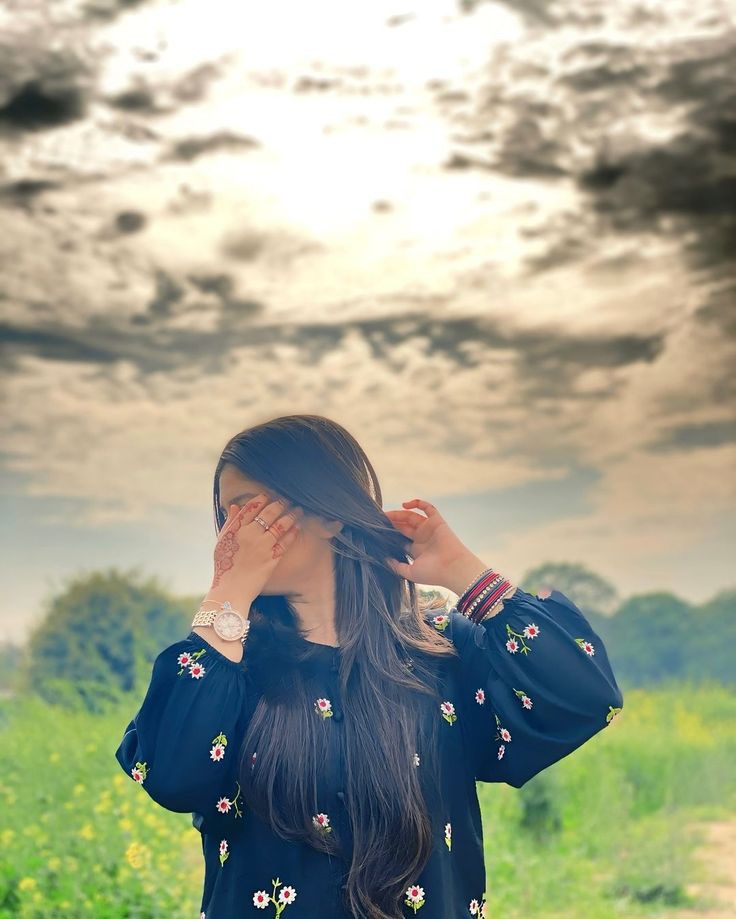 Beautiful Girl Photo