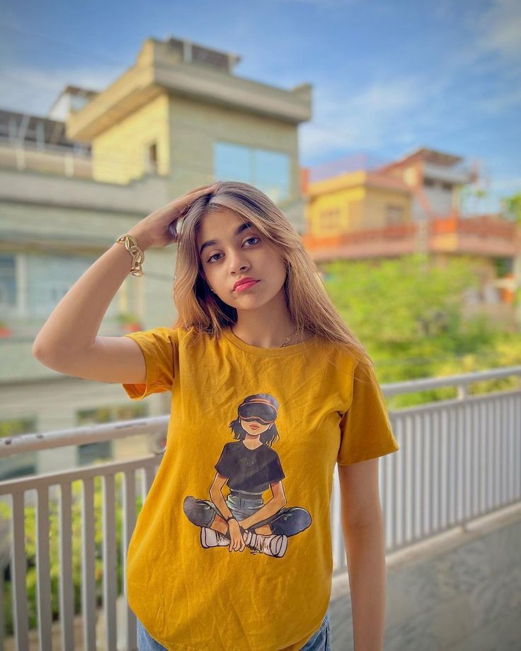 Cute Face Girl Photo