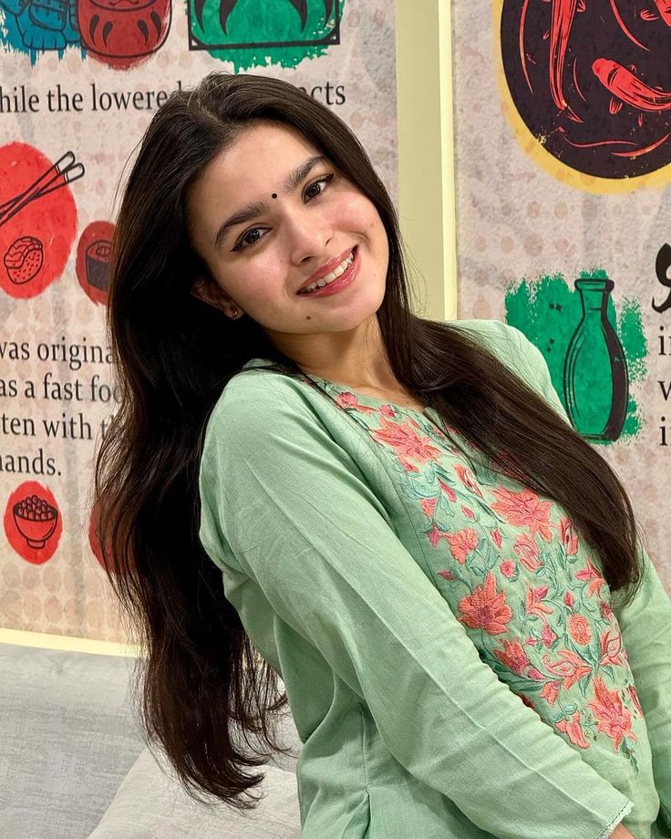 Cute Girl Profile Photo