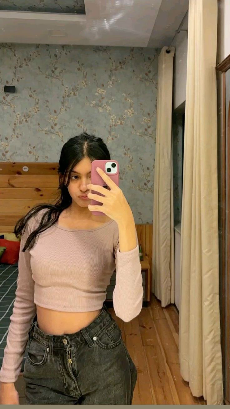 Cute Korean Girl Pic