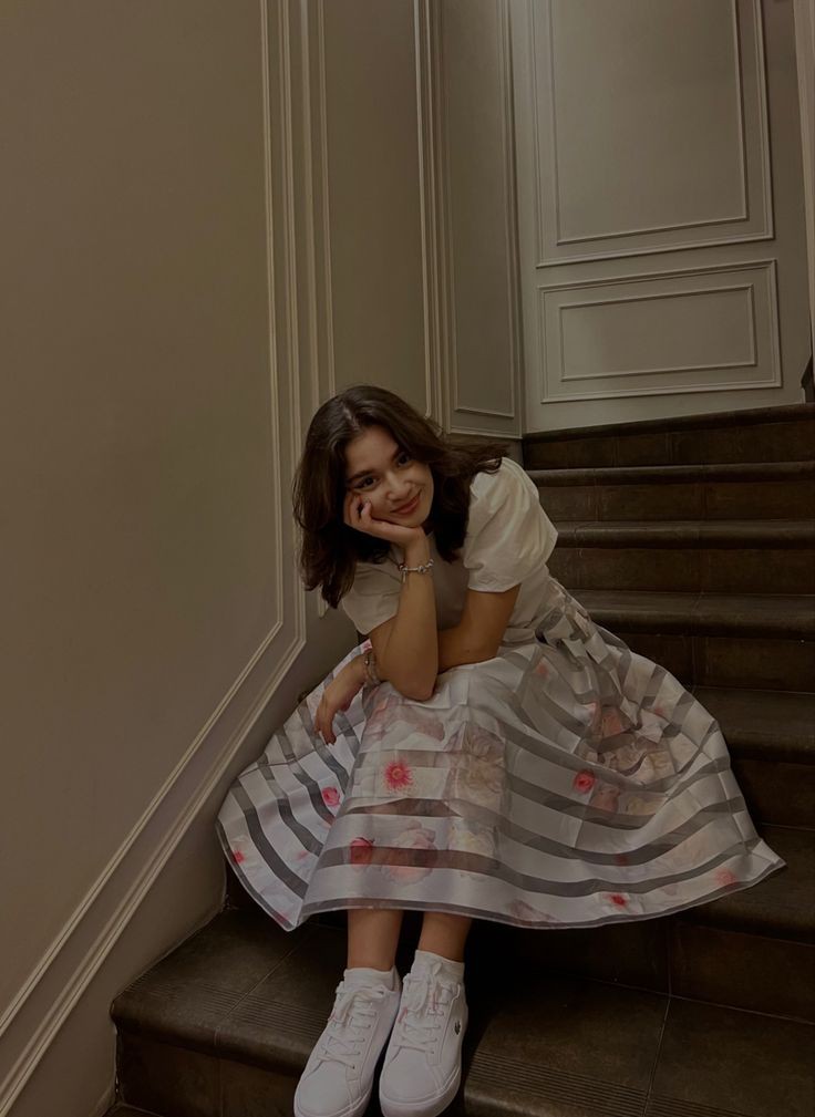 Instagram Model Girl DP