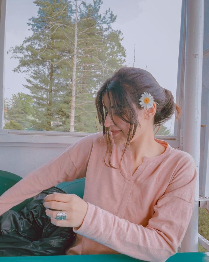 Sweet Girl with Hat Pic