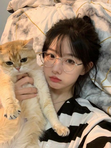 aesthetic korean girl dp