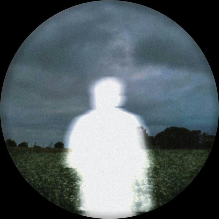 aesthetic pfp emo girl