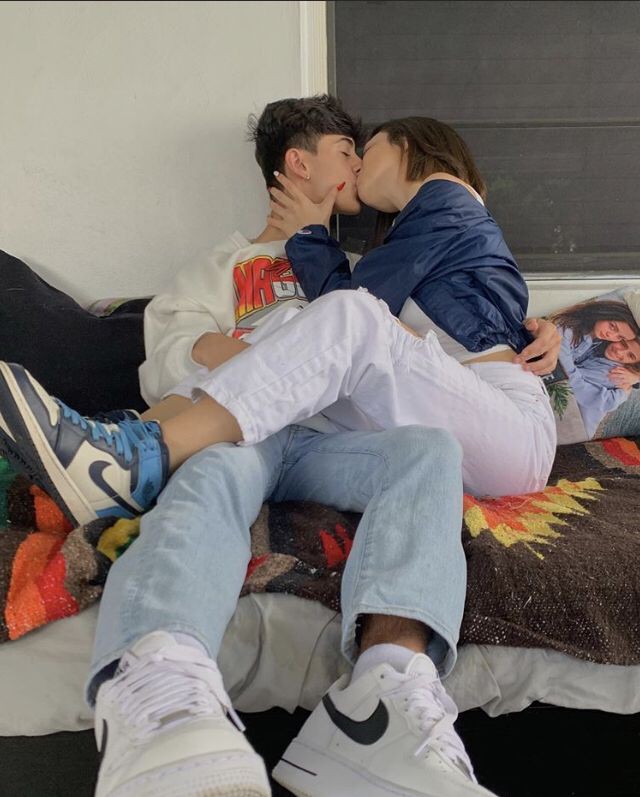 anime couple dp for instagram aesthetic boy and girl