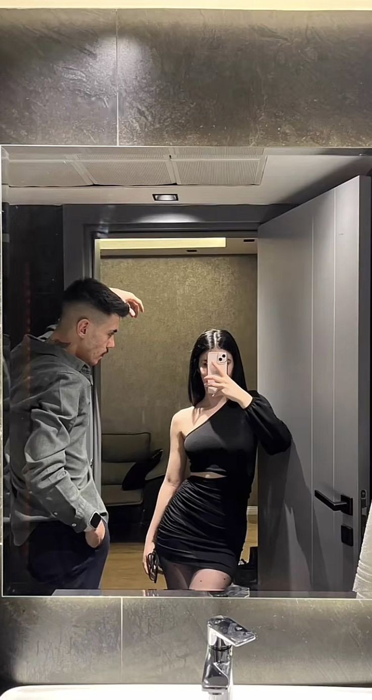 anime couple dp for instagram kiss