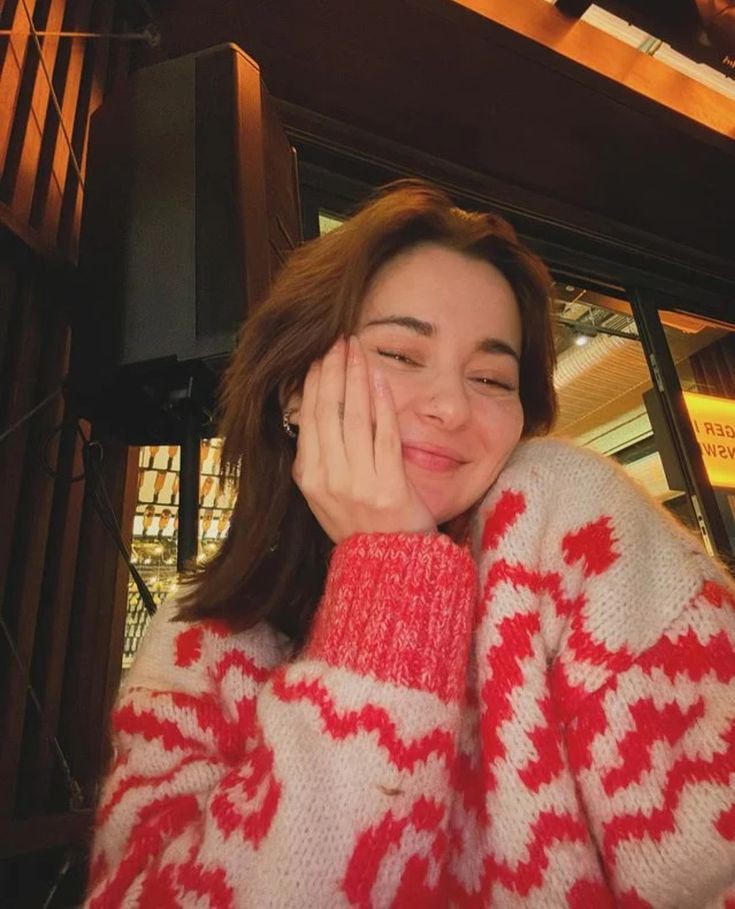 attitude single girl dp