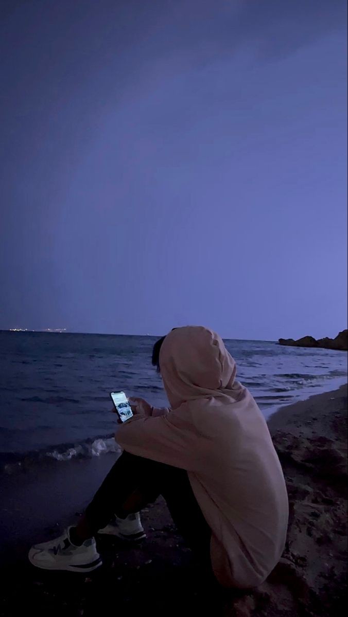 bella hadid instagram pfp