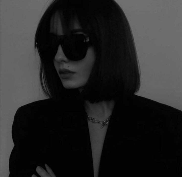 black pfp aesthetic girl