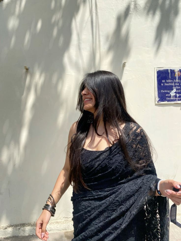 black saree girl dp hd