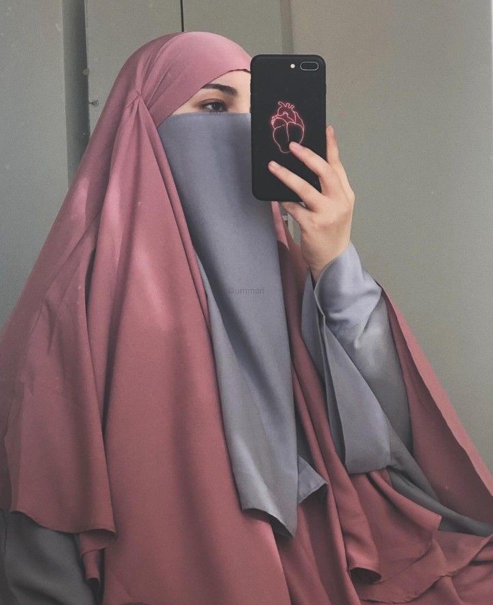 blue hijab girl dp
