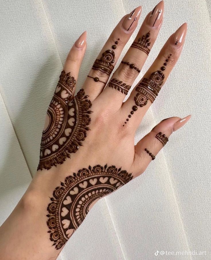 bridal back hand mehndi design