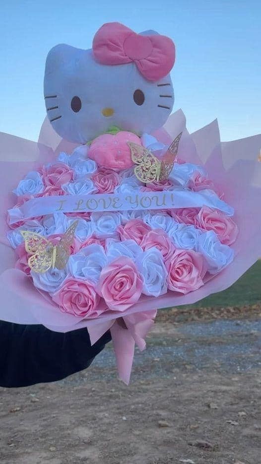 deadpool and hello kitty pfp