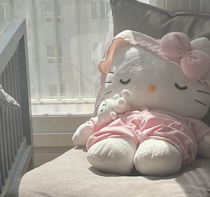 dexter hello kitty pfp