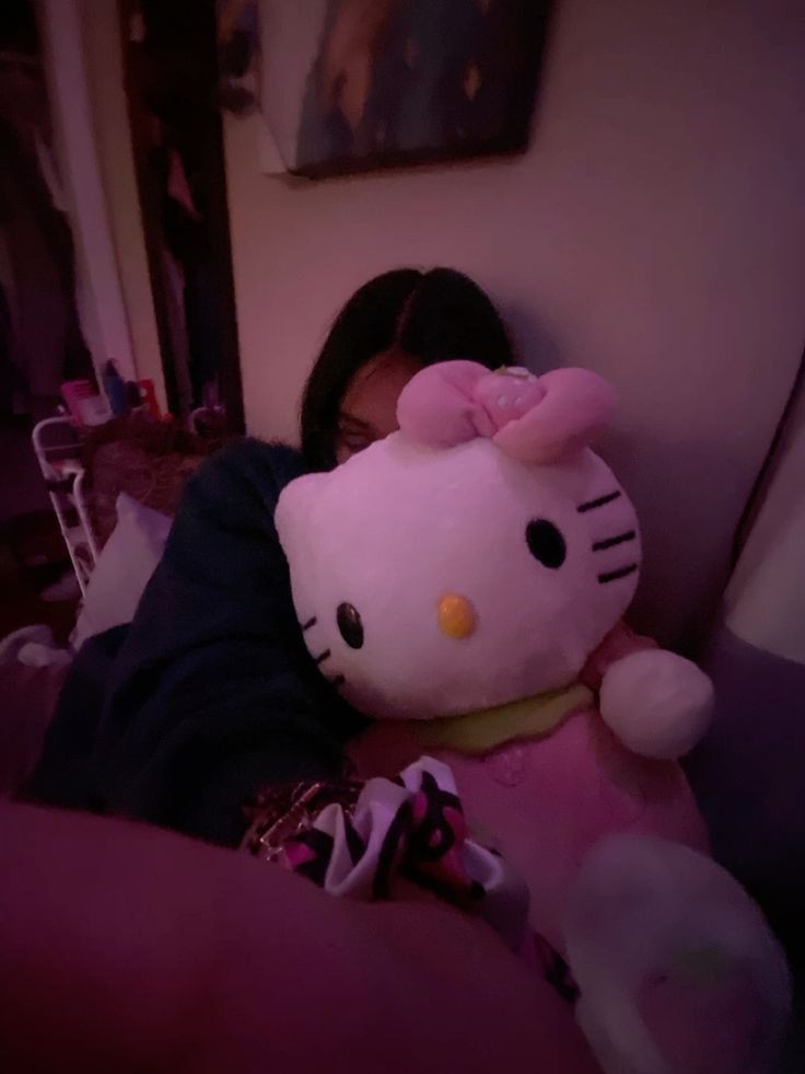 hello kitty pfp coquette
