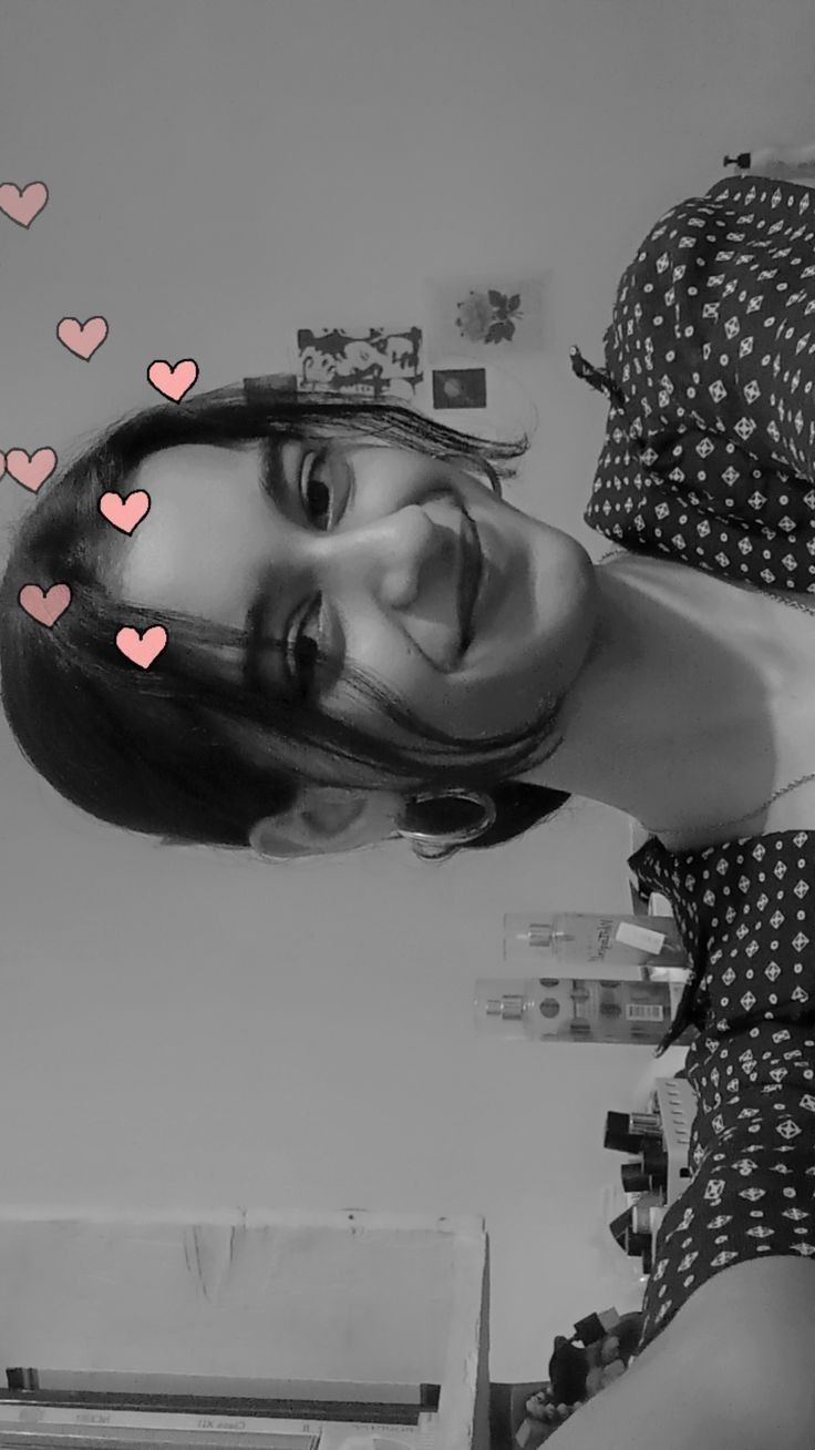 hide face girl pic aesthetic