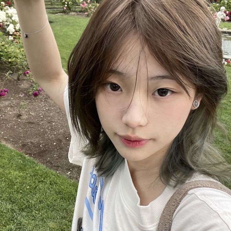 korean girl cartoon dp for instagram aesthetic