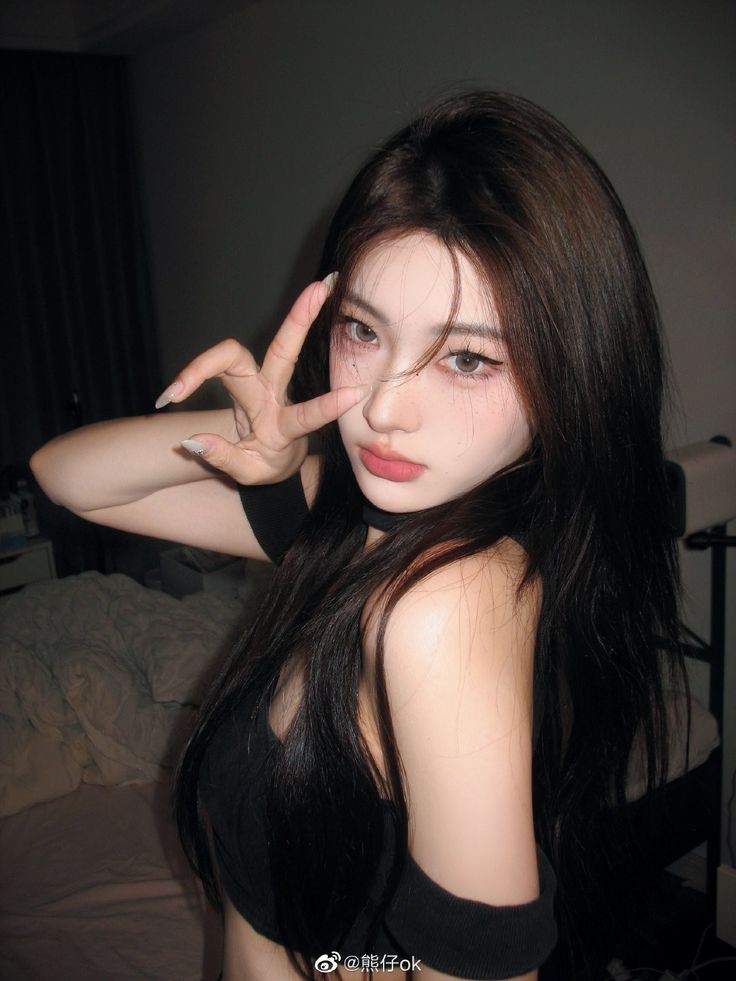 korean girl dp aesthetic