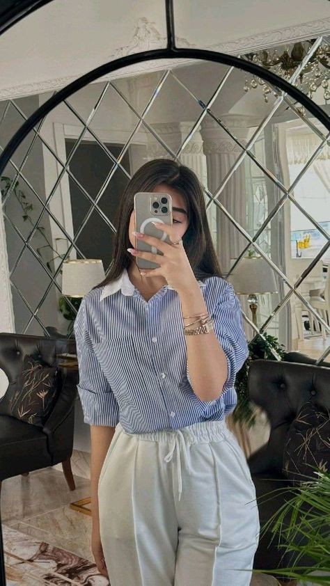 mirror selfie dp girl aesthetic