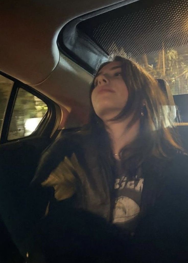 sad girl dp alone love