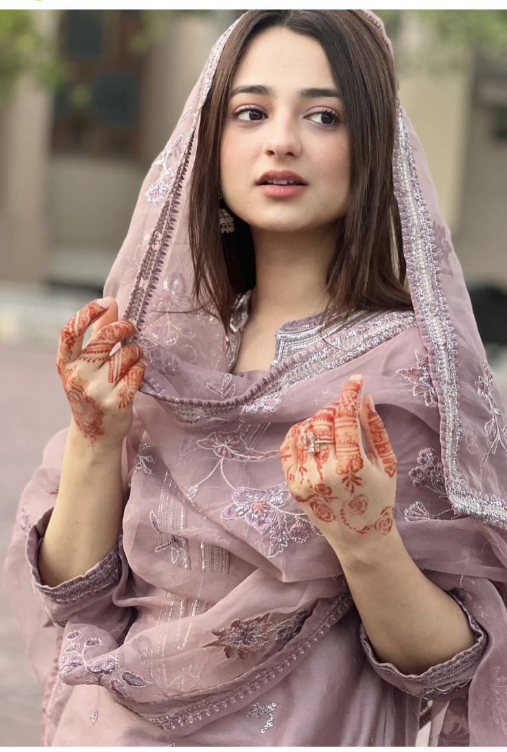 single girl dp attitude for instagram in english